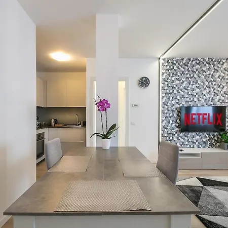 Zona Stadium - Wi-fi, Ac Lägenhet Bergamo