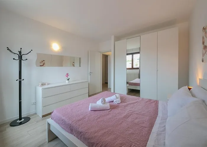 Daire Zona Stadium - Wi-fi, Ac