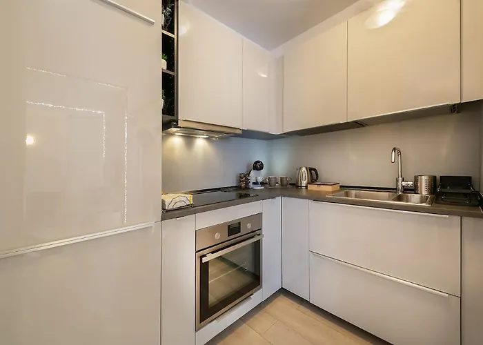 Daire Zona Stadium - Wi-fi, Ac